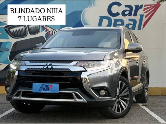 MITSUBISHI OUTLANDER 2.0 MIVEC GASOLINA HPE AUTOMÁTICO MITSUBISHI OUTLANDER 2.0 MIVEC GASOLINA HPE AUTOMÁTICO
